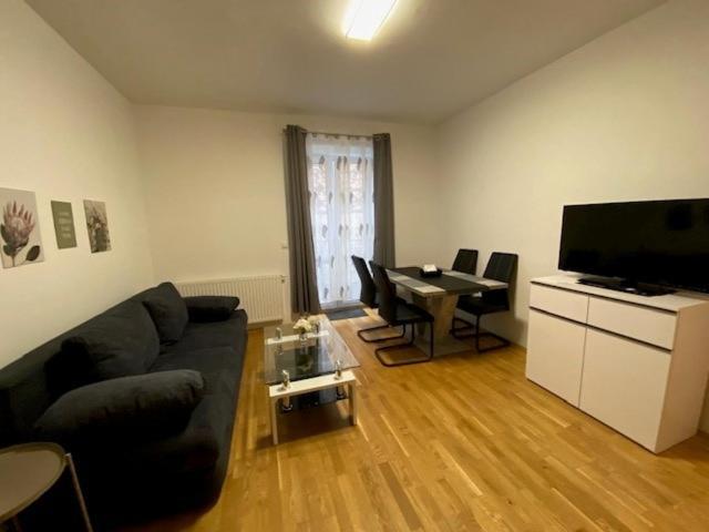Paky Appartements 00322 Брукк-ан-дер-Лайта Экстерьер фото